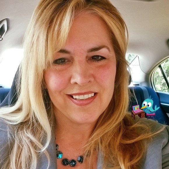 Meet your Posher, Deeann - Picture 1 of 1